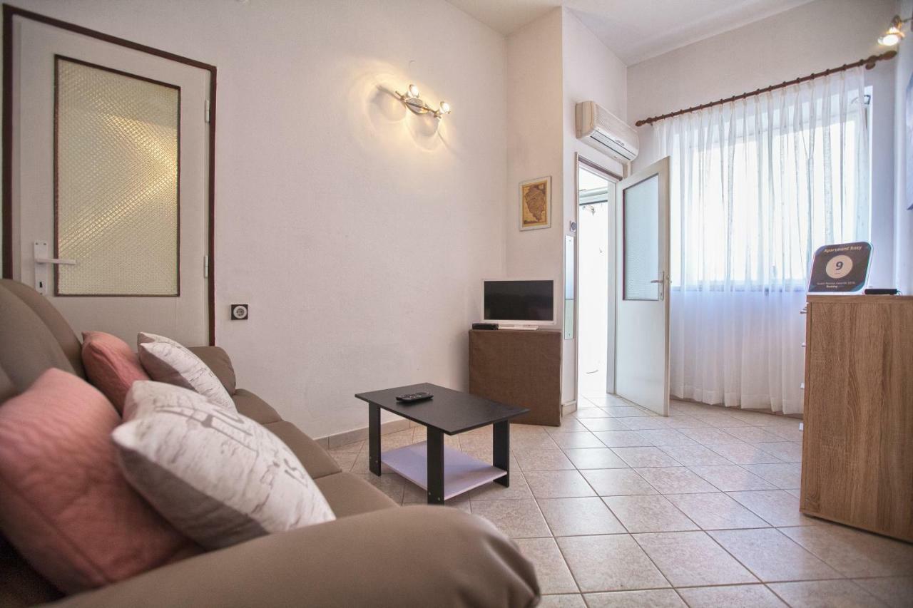 Apartment Rosy Pula Exterior foto